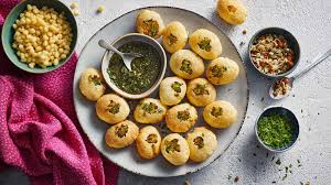  Gol Gappa: The Burst of Flavors in Indian Street Food
